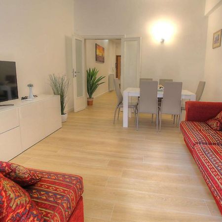 Apartamento Holiday Aroma Exterior foto