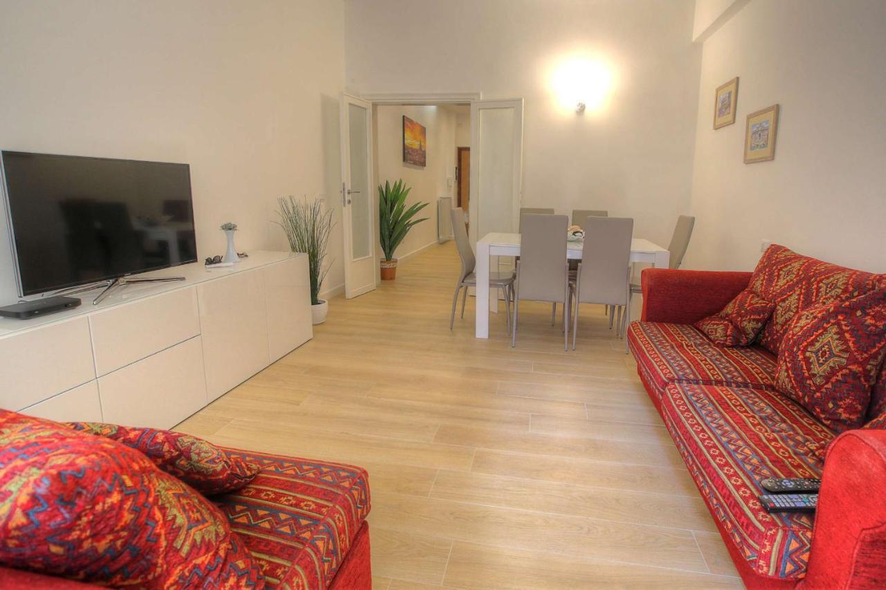 Apartamento Holiday Aroma Exterior foto
